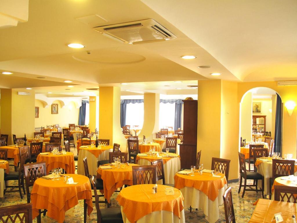 Ambasciatori 4*